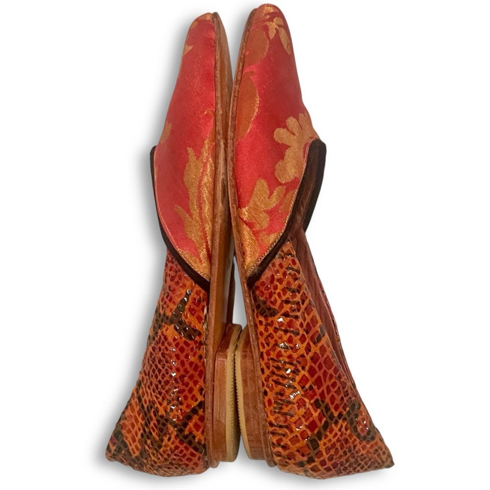 MERE Handcrafted Brocade Contrast Texture Snakeskin Pointed Toe Wood Heel Flats - Picture 6 of 16